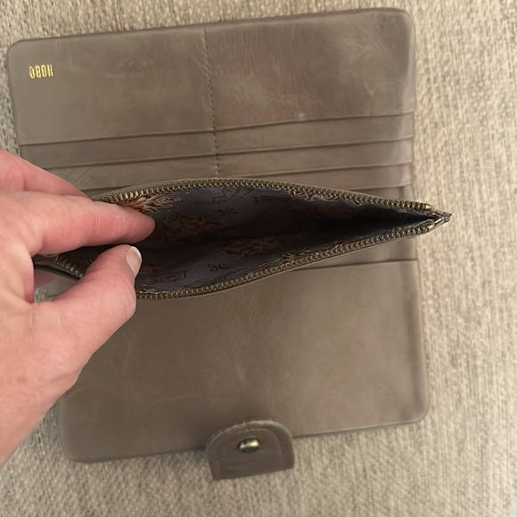 Wallet - Picture 6 of 6